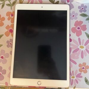 Apple iPad 7th generation- White Frame